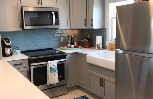 Ocean Isle Beach Cottage | Ocean Front Cottage with optional Heated Pool.