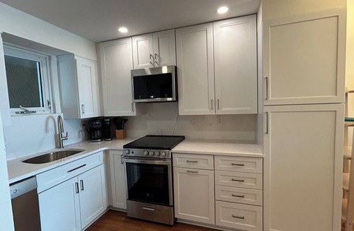South Rehoboth Condo | OCEAN FRONT CONDO. ENJOY YOUR MORNING COFFEE SITTING ON YOUR PRIVATE BALCONY WATCHING THE SUNRISE.
