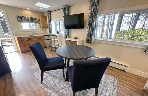 Yachats Apartment | Ocean Front, Cottage at Oregon House, Stairs to the Beach!