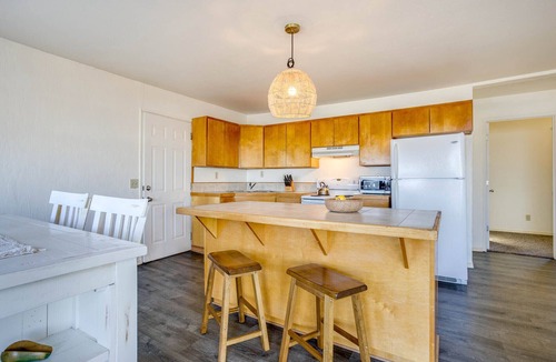 South Beach Condo | Ocean Front Duplex with Views! Dog Friendly! Free Wifi!