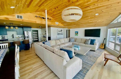 Hartswell House | OCEAN FRONT HOME WITH POOL,DOCK-STEPS TO MORIAH NATIONAL PARK