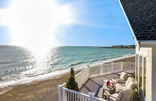 Scituate House | OCEAN FRONT HOUSE!