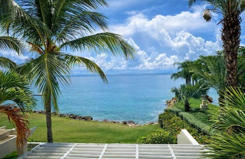 Puerto Bahia Villa | Ocean Front La Marina Villa Puerto Bahia Samaná