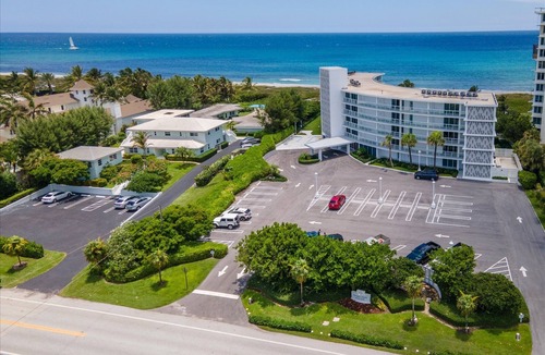 Delray Beach Condo | Ocean front one-bedroom in Delray, spectacular views, walk to Atlantic Ave