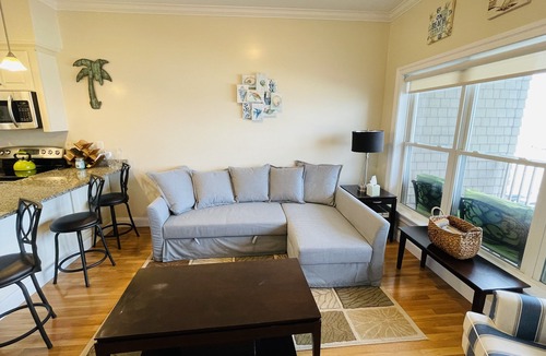 Hampton Condo | Ocean Front Pent House Beautiful Beach View Full Furnished Family Vacation Condo