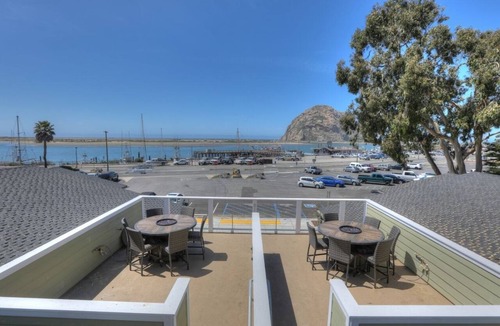 Morro Bay Condo | Ocean front, rock views: Salty Sister at Morro Rock