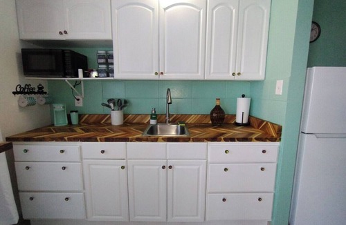 Bostwick Park Condo | Ocean Front Studio