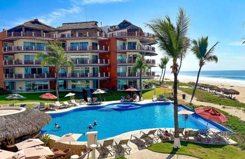 Puerto Escondido Apartment | Ocean Front - Two Bedroom Vivo Resorts