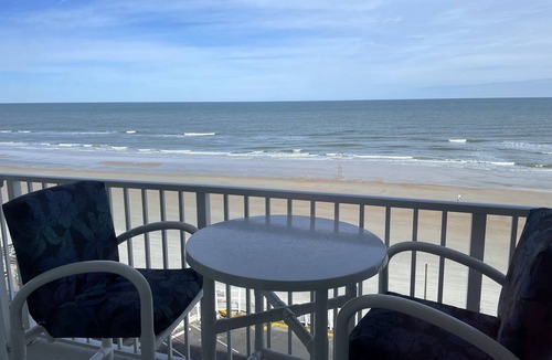 Lenox Park Condo | Ocean front w/Balcony -the "How Sweet It Is!" condo with breathtaking Views