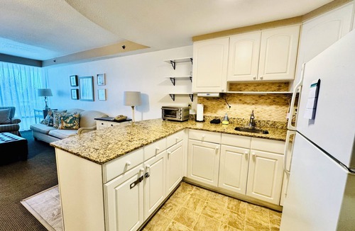 Ortona Park Resort | Ocean Front well furnished 1-bedroom condo with great view!