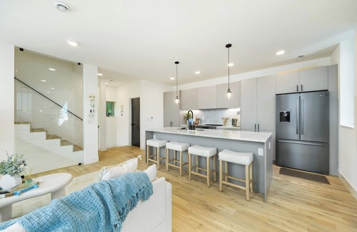 Wallingford House | Ocean-Inspired 3B Modern Retreat w, Kids Room