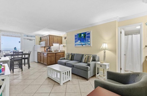 Lenox Park House | Ocean Jewels Club 319