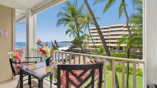 Kailua-Kona House | Ocean & Lagoon View Condo! - Hale Kona Kai 309 by Casago Kona
