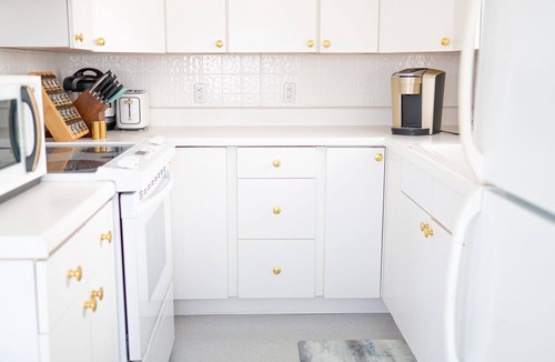 Surfside Beach Cottage | Ocean Lakes Beach Getaway w/Golf Cart & Waterpark | Renovated for 2026