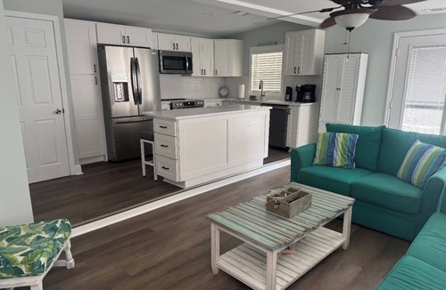 Surfside Beach House | Ocean Lakes Beach House-Free Golf Cart-Sleeps 6-August Discount