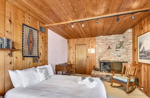 Country Club House | Ocean Mid century architectural landmark w/fireplace & large Private deck
