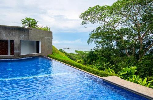 Dominicalito Apartment | Ocean-Mountain views 2 Bdr, Villa Pelicano