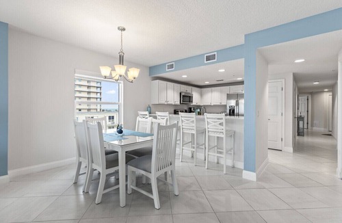 Ocean View Halifax Estates Condo | Ocean Oasis Oceanfront Pool Balcony Hot Tub