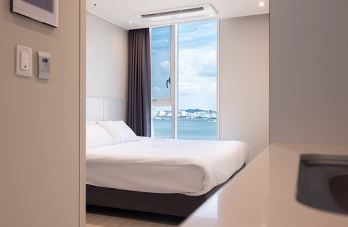 Yeongjong-dong Hotel | Ocean Park 9