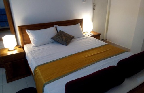 Dehiwala-Mount Lavinia House | Ocean Pebbles