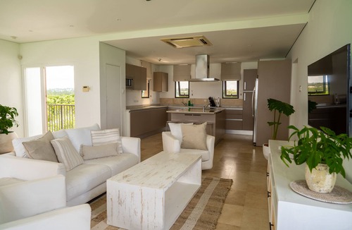 Saint Lawrence Condo | Ocean Reef Penthouse Cottage