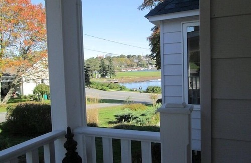 Lunenburg Apartment | Ocean Side Apartment
