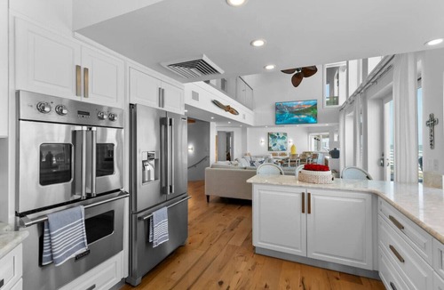 South Ponte Vedra Beach House | Ocean Therapy: Luxe 4-Story Beachfront w/Sky Deck and Pool Table