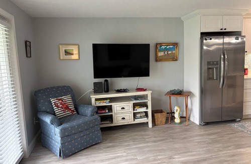 Ogunquit Condo | Ocean Towers Condo #111 with access to a Pool!