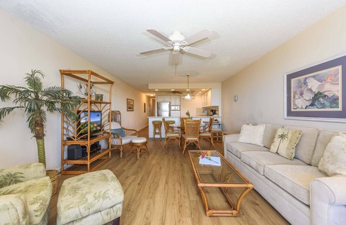 Kahana Condo | OCEAN VIEW 1 Bedroom condo - Steps to the beach! Kahana Villa F406