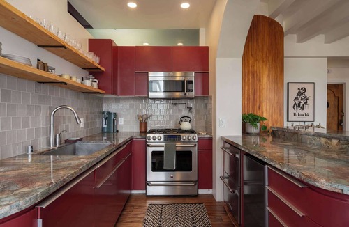 East Village Condo | Ocean-View 1BR Condo in Historic Cooper Arms