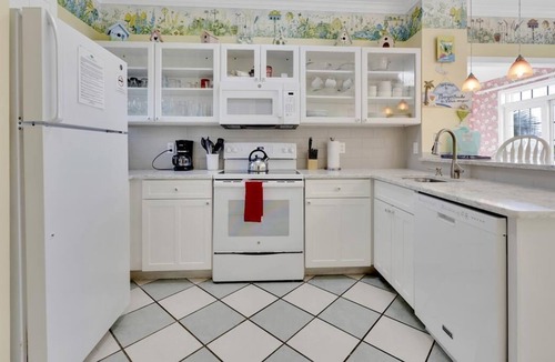 Marathon House | Ocean-View 3BR/3BA Cottage 5004 with Private Pool: Village at Hawks Cay Villas
