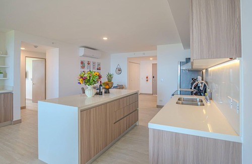 Jaco Condo | Ocean-view 3BR condo with resort pools, gym and coworking near Jacó.