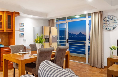 Bloubergstrand Apartment | Ocean View 701 - Two Bedroom Apartment, Sleeps 4