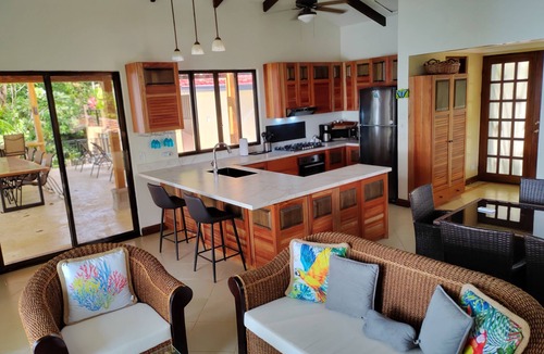 Dominicalito Villa | Ocean view Casa Gauguin. Forget your worries in this spacious and serene space.
