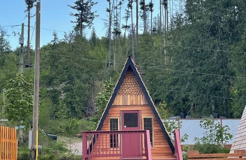 Powell River Cabin | Ocean View Cabins at the Laughing Oyster