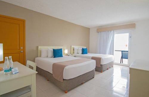 Zona Hotelera Resort | Ocean View Cancun Arenas