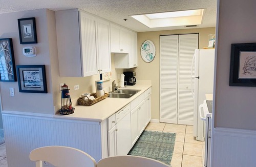 Saint Simons Island Condo | OCEAN VIEW CONDO AT THE BEACH CLUB UNIT 425 ON THE TOP FLOOR - GREAT OCEAN VIEW