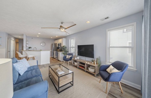 Carolina Beach Condo | Ocean View Condo, Steps to Beach & Boardwalk, 3BR/2BA! ★