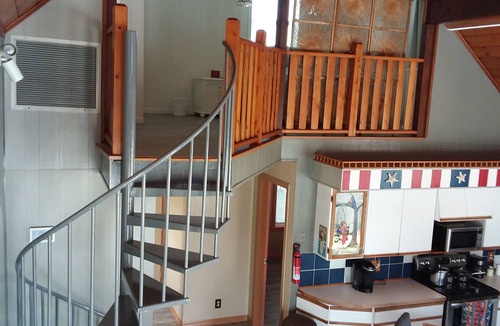 Vilano Beach Cottage | Ocean View Cottage; No Smoking. 3 beds, 2 bath, Bicycles and Beach gear included