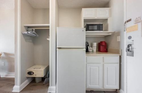 Myrtle Beach House | Ocean View Double Queen Suite! Perfect for 4 Guests! Sea Mist 51601