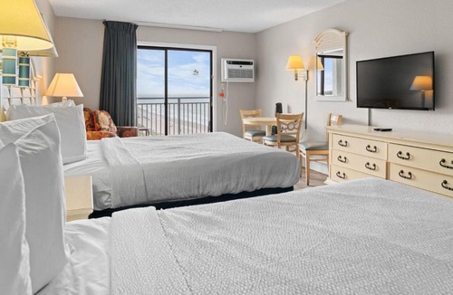 Myrtle Beach House | Ocean View Double Queen Suite! Perfect for 4 Guests! Sea Mist 51112