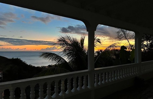 Mahaut Apartment | Ocean View Hillside Apartment 2BR 20 Min from Roseau