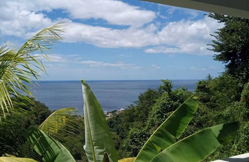 Mahaut Apartment | Ocean View Hillside Apartment 2BR 20 Min from Roseau