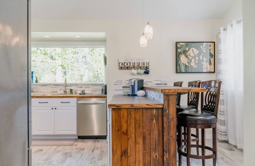 Eastsound House | Ocean View House, Outdoor TV, Firepit, Hot Tub, One Mile to Town!