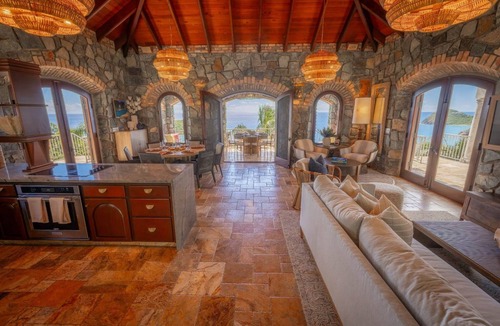 Point Rendezvous Villa | Ocean View Luxury all Ensuite Villa