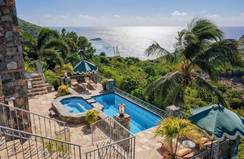 Point Rendezvous Villa | Ocean View Luxury all Ensuite Villa