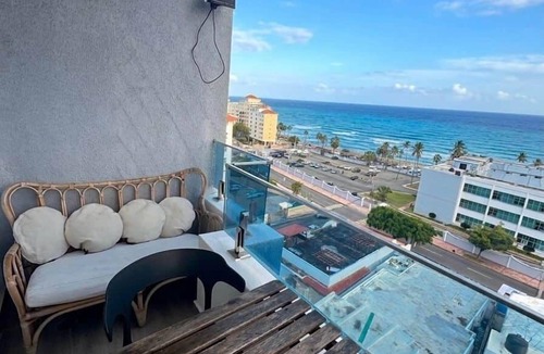 Ciudad Universitaria Apartment | Ocean View Modern Condo w/Picuzzi Santo Domingo