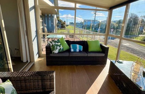 Kakanui House | Ocean view on Semple