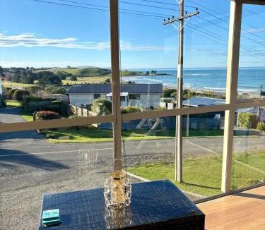Kakanui House | Ocean view on Semple