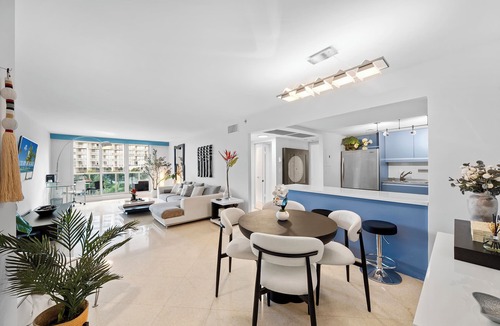 City Center Condo | Ocean View Private Residence at Roney Palace - 408